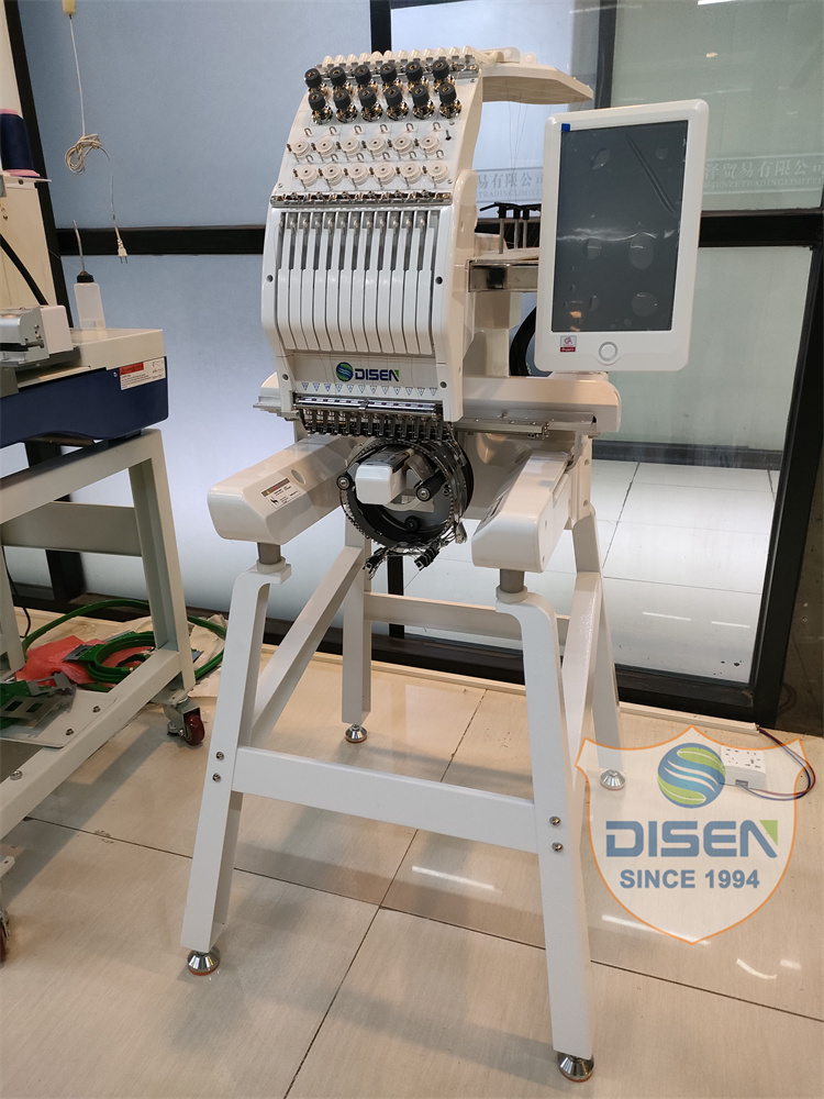 DS-Y1201MINI เครื่องปักโลโก้หัวเดียวแบบพกพาสำหรับอุตสาหกรรมแฟชั่น